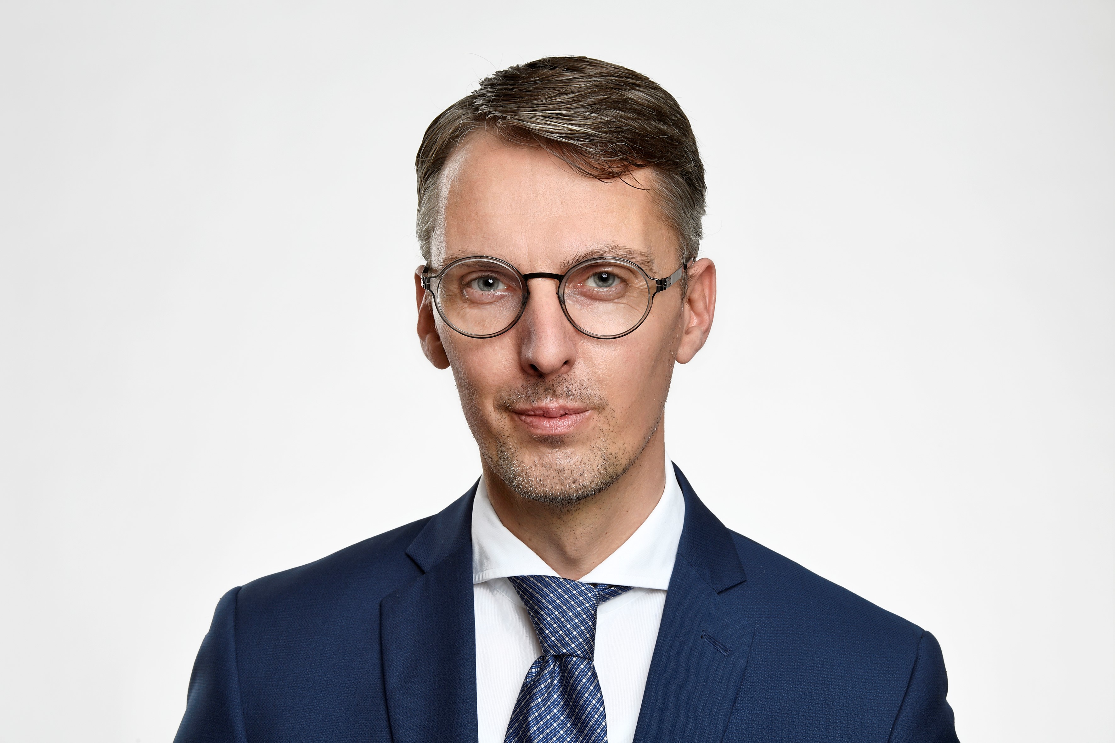 Foto von Lars Castellucci, Beauftragter der Bundesregierung für Menschenrechte und humanitäre Hilfe. Foto: DBT / Stella von Saldern