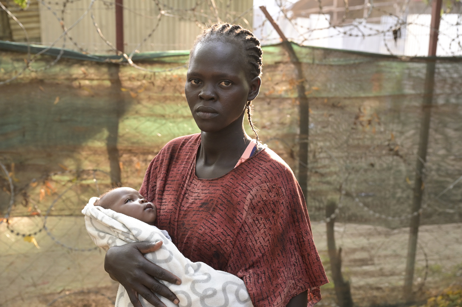 Mary K. mit ihrer Tochter Naomi. Sie ist im Frauenschutzhaus Safe Haven untergekommen, einem Projekt des JRS Jesuit Refugee Service im Flüchtlingslager Kakuma.